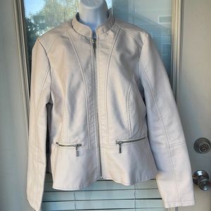 Baccini size large cream colored vegan jacket zipper front two pockets used